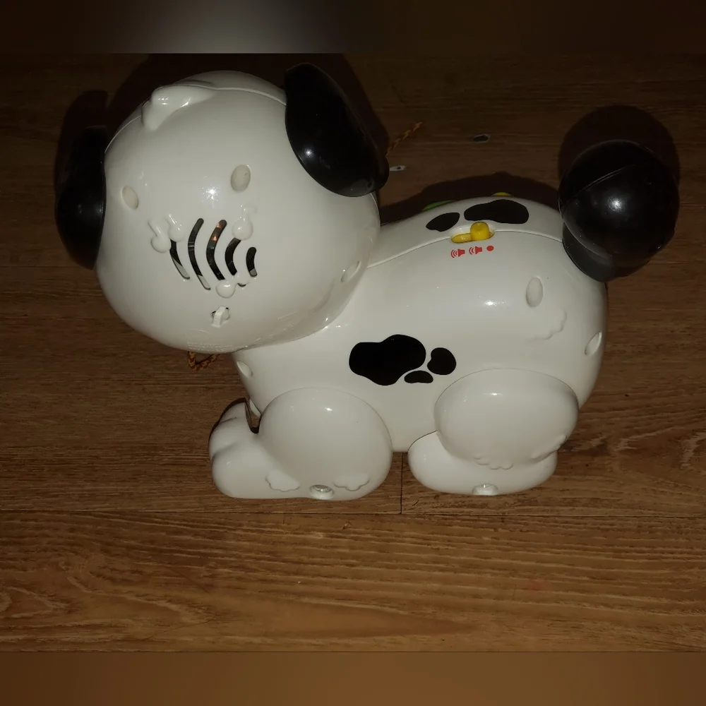 Pull and Sing Puppy - Black and White
